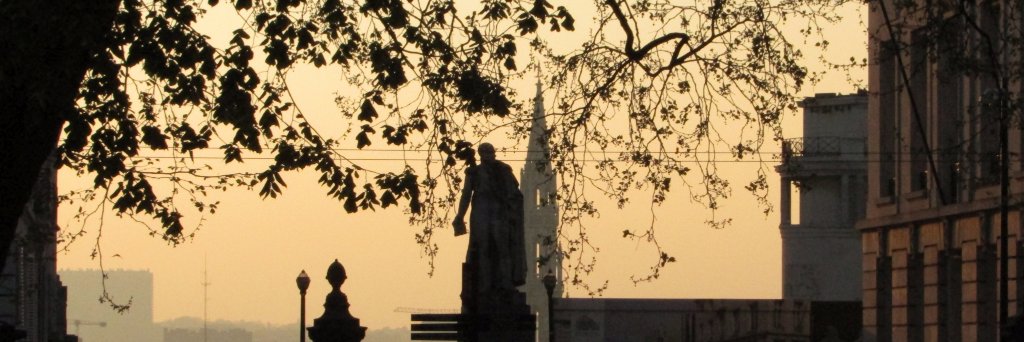 RalucaKnows's profile banner image