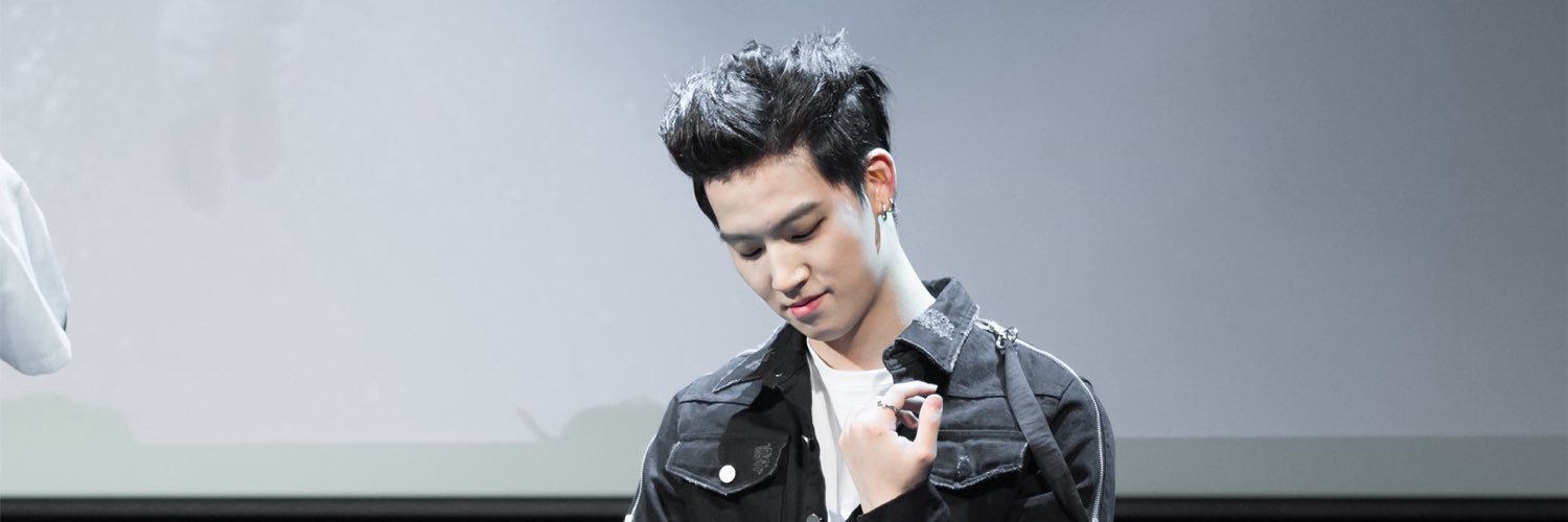 qxdef's profile banner image