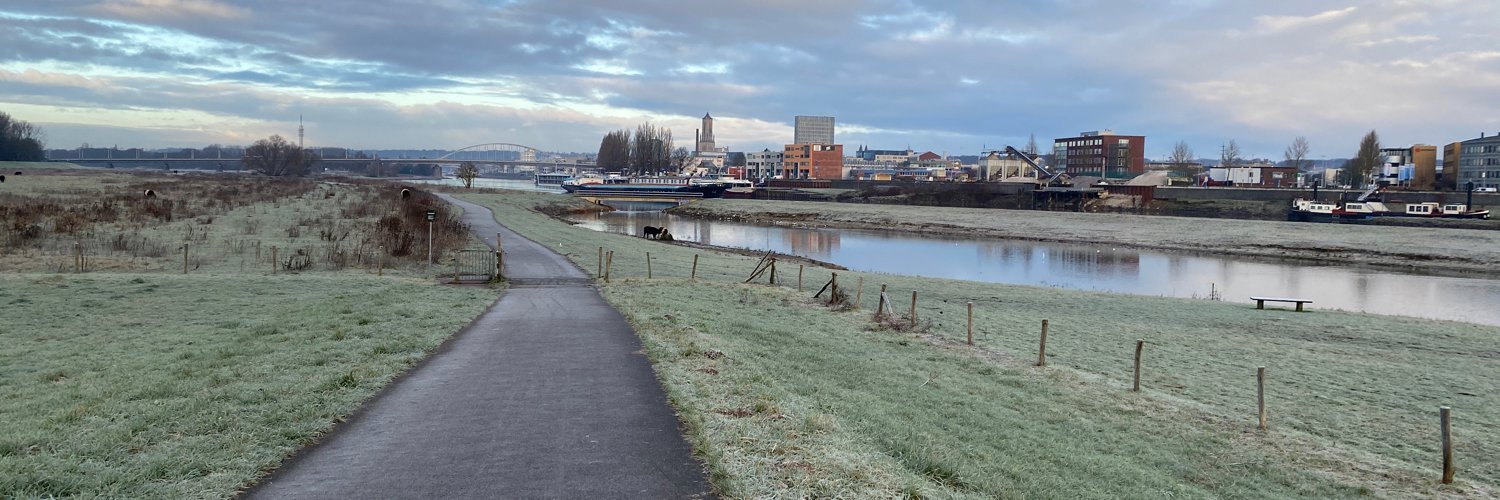 Bennie Burgers banner