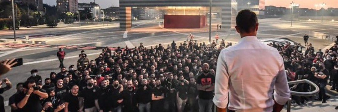 قرضی، دوساله با بند خرید اختیاری banner