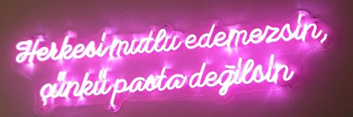 ece05_'s profile banner image