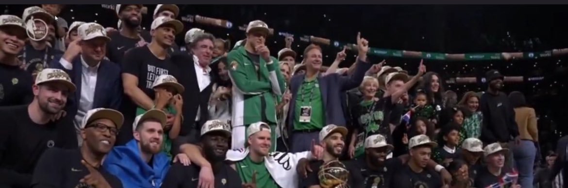 🏆 banner