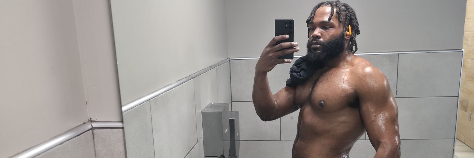 MALIK OMAR 🪬 banner