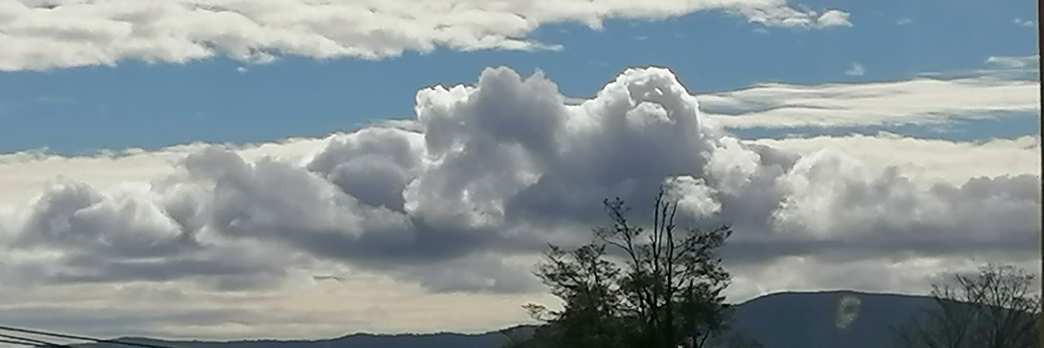 glennbarria's profile banner image