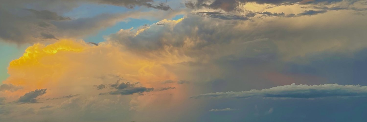 Claru_22's profile banner image