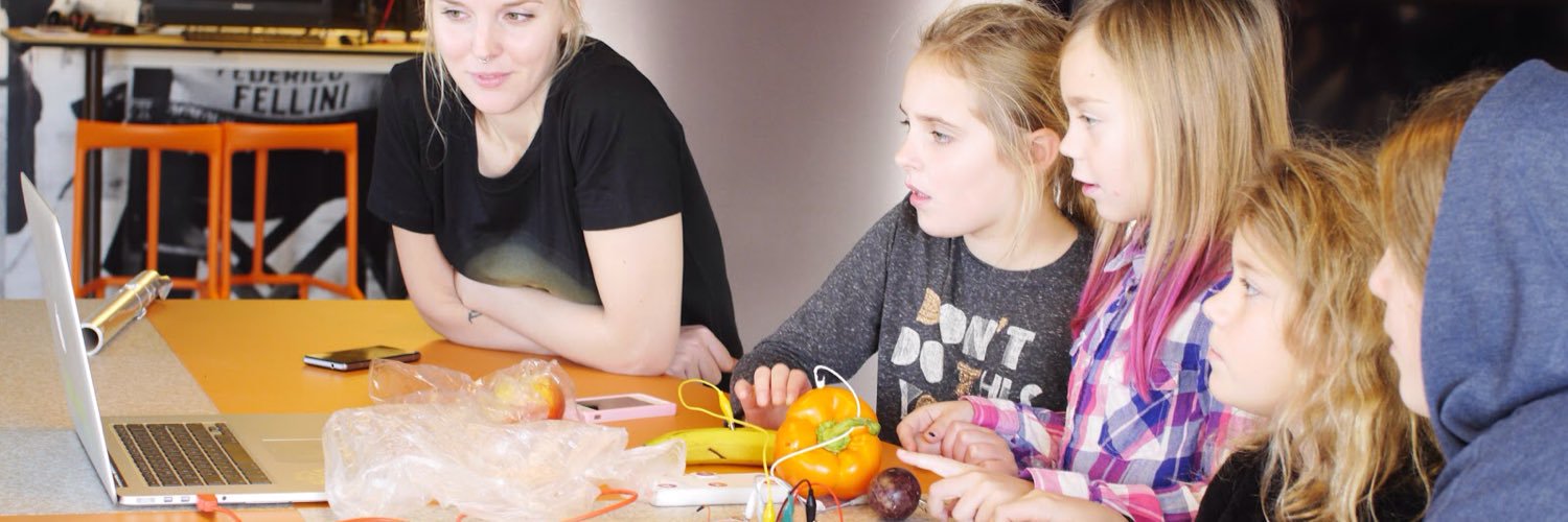 GeekGirlMiniMo's profile banner image