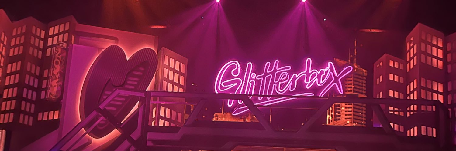 summerneave's profile banner image