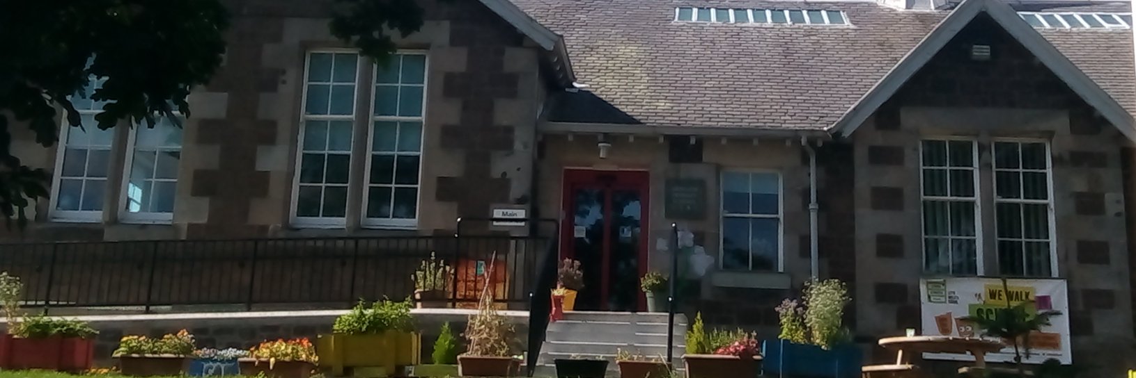 Arngask Primary banner