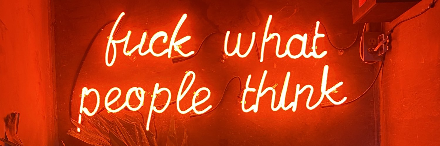 caseyswrld's profile banner image