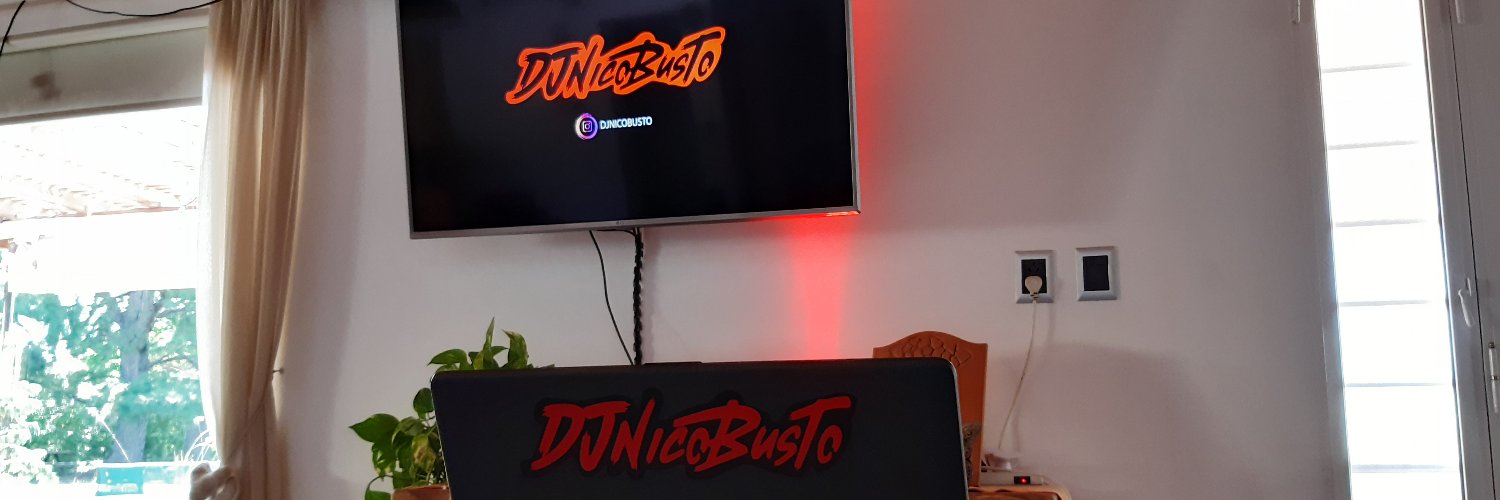nicolasbusto4's profile banner image