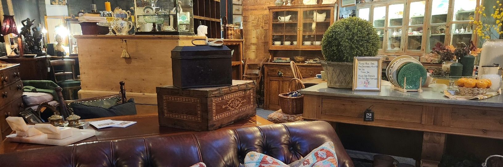 TwoJays Corner Antiques & Vintage banner