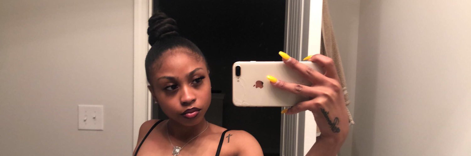 __Symonnee's profile banner image