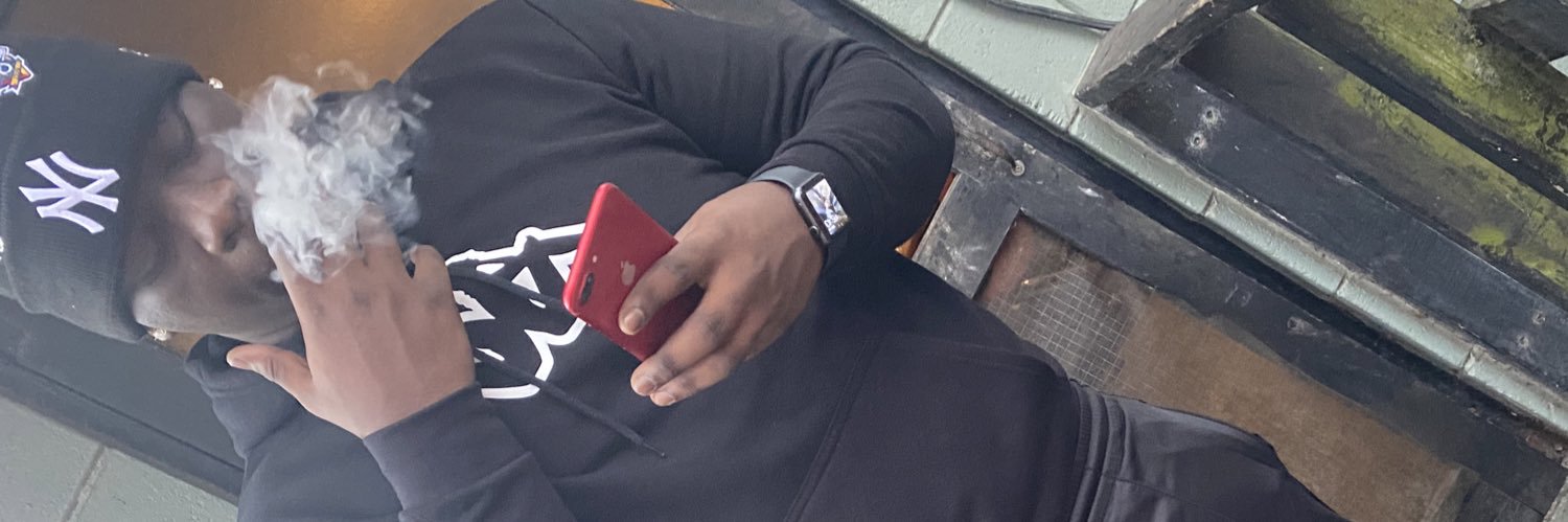 ykVeno's profile banner image