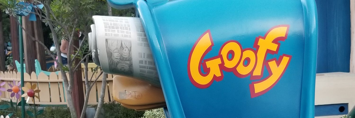 DisneyMims91's profile banner image