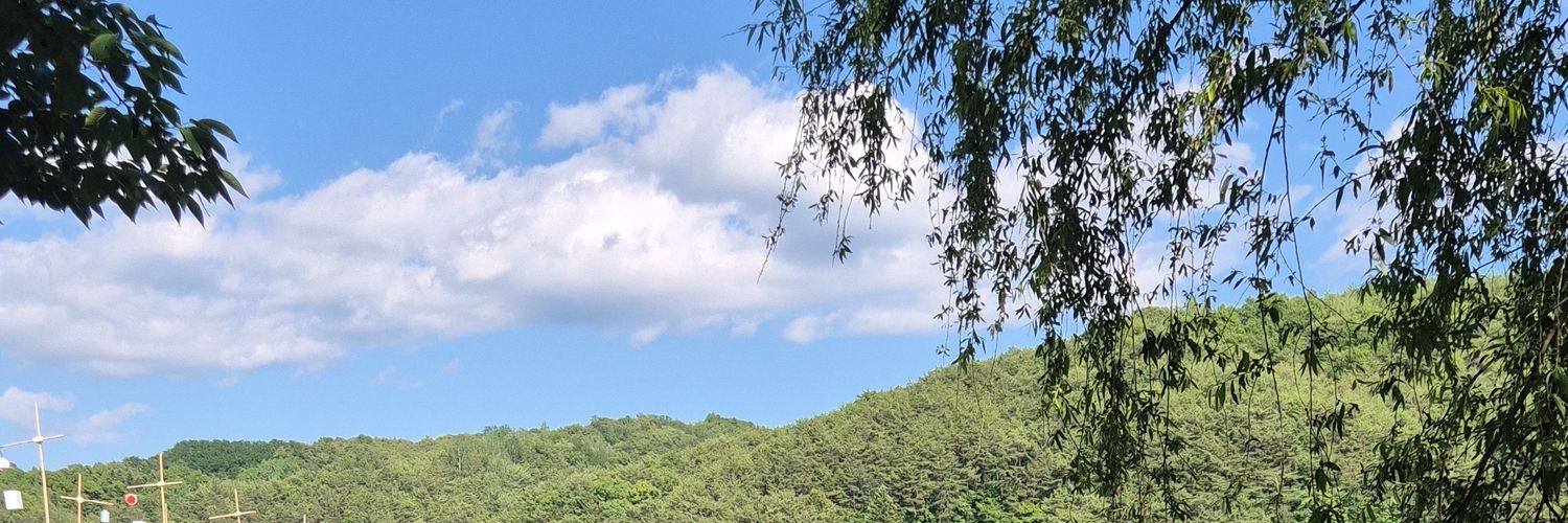 Opensky103's profile banner image