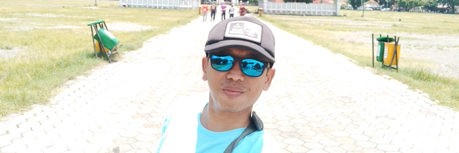 RozulyAchmad's profile banner image