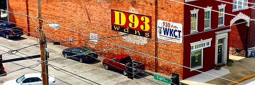 Talk 104 / 93 WKCT banner