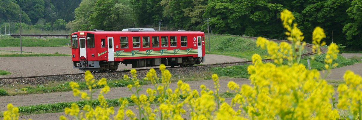 e11_e12's profile banner image