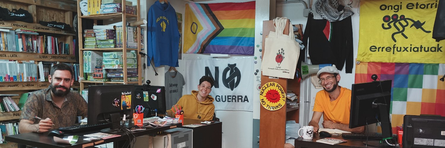 LaTcomprometida's profile banner image