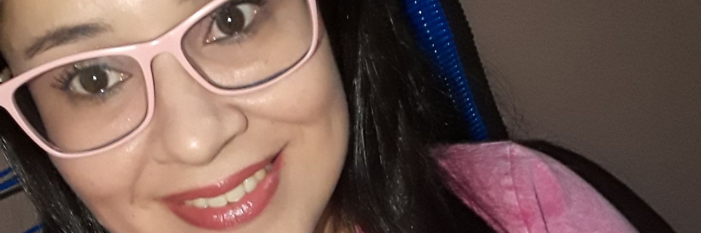 AnaLuAlro's profile banner image