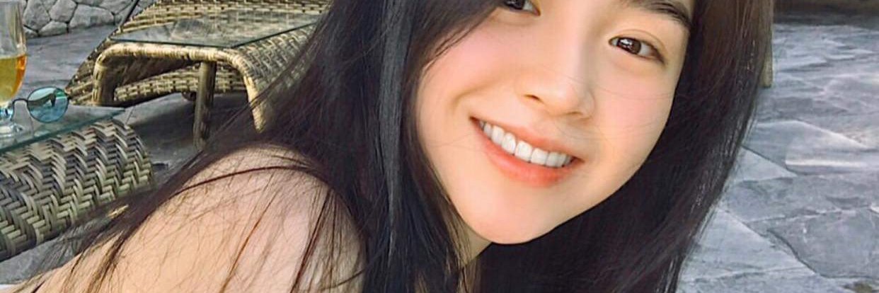 vickyay's profile banner image