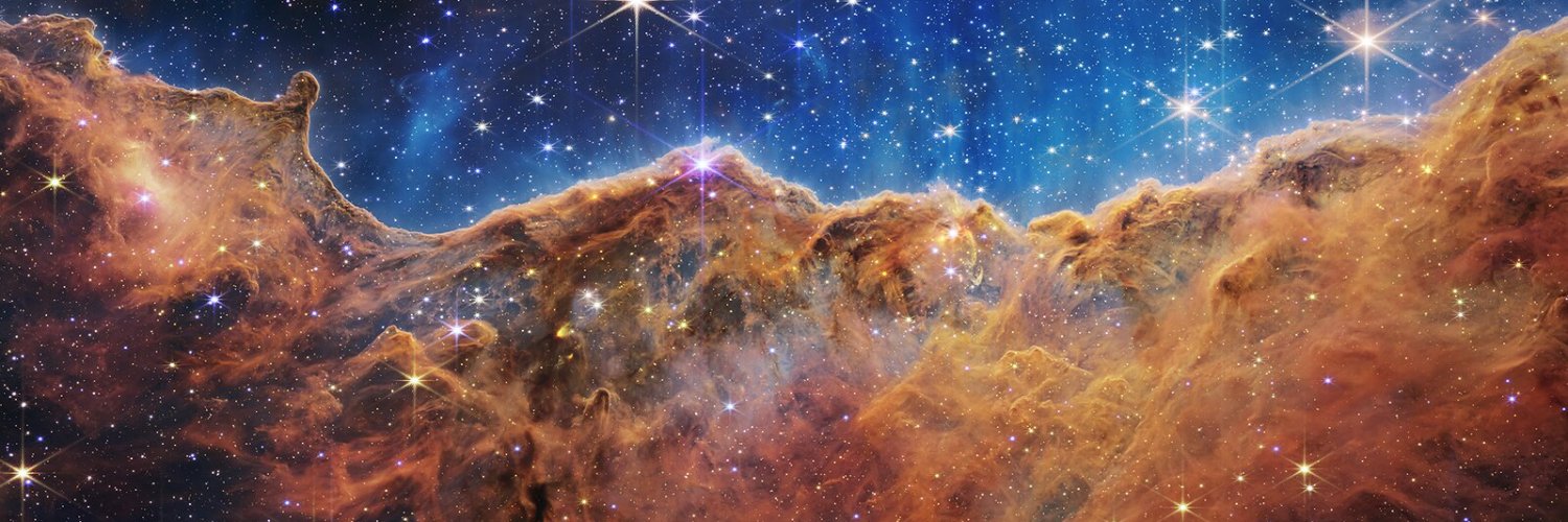 azoomixx's profile banner image