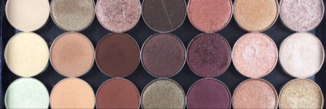 Makeup_by_B's profile banner image