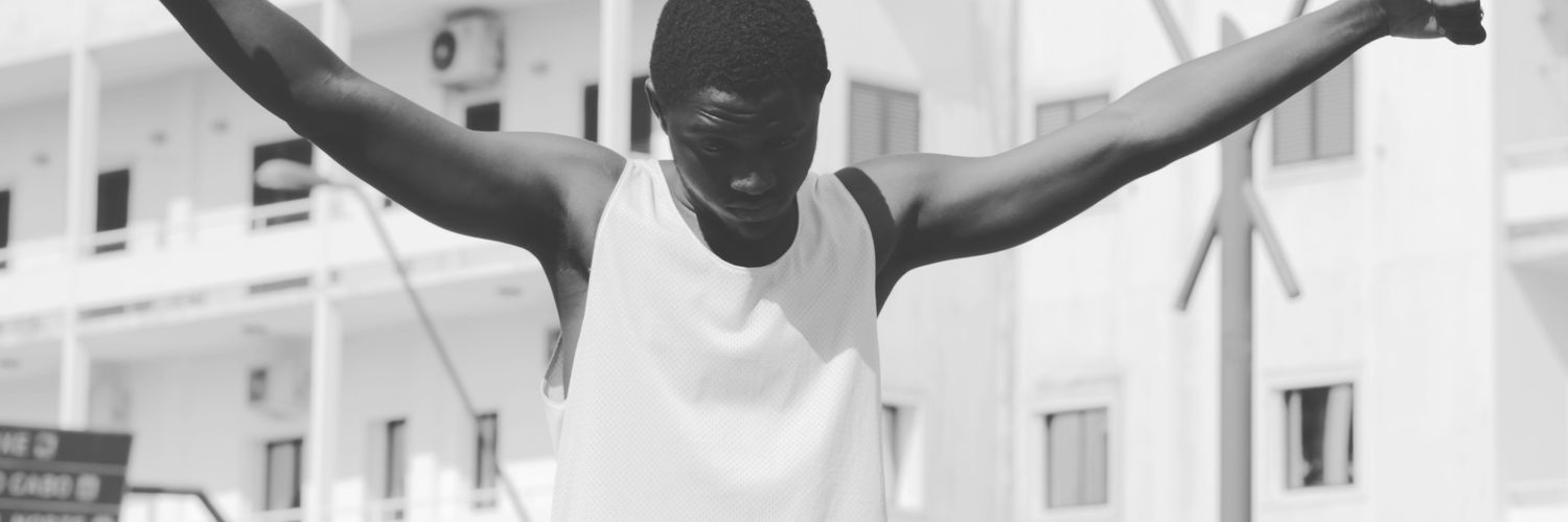 UltimoLouco's profile banner image
