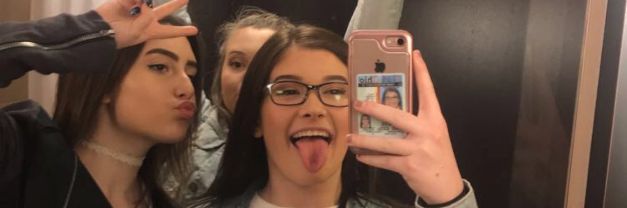 _darikzay_'s profile banner image