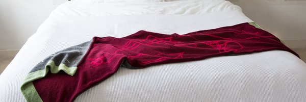 ompompomtweets Profile Banner