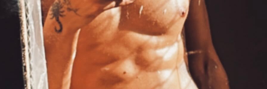 7vitti's profile banner image