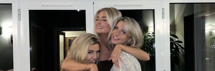 vikkiblack_'s profile banner image
