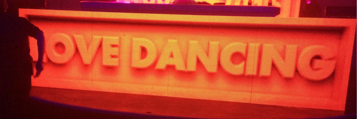 D R banner