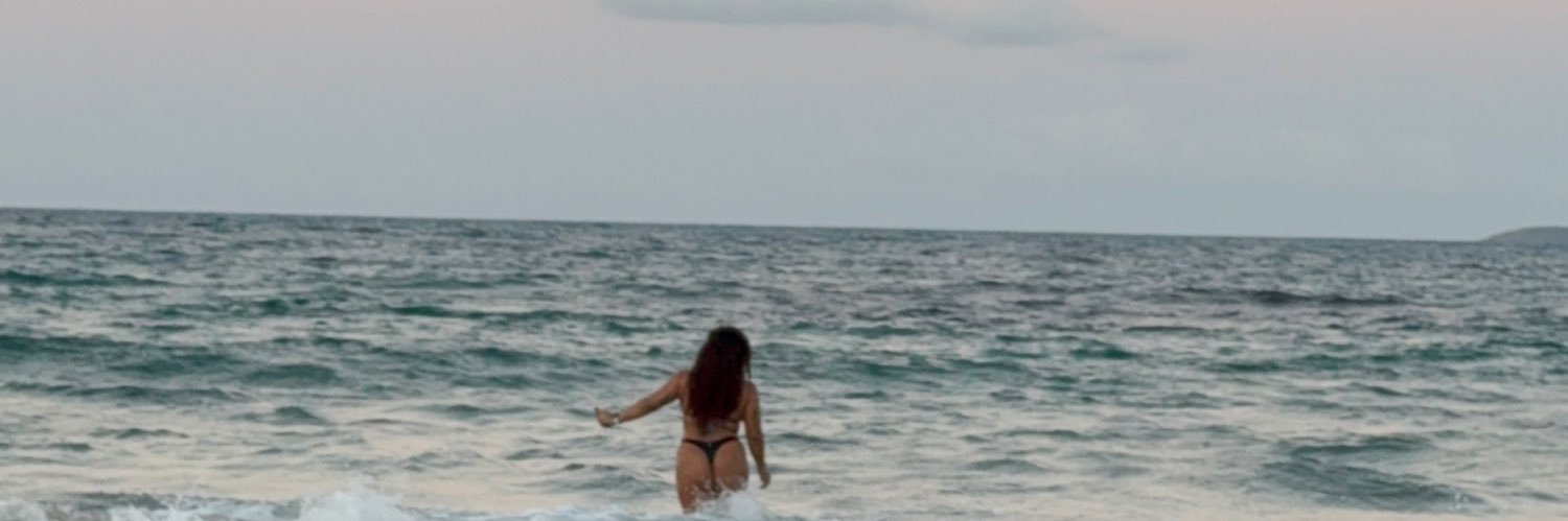 annleled's profile banner image