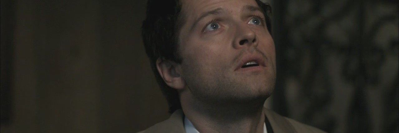 𝘾𝘼𝙎𝙏𝙄𝙀𝙇 banner