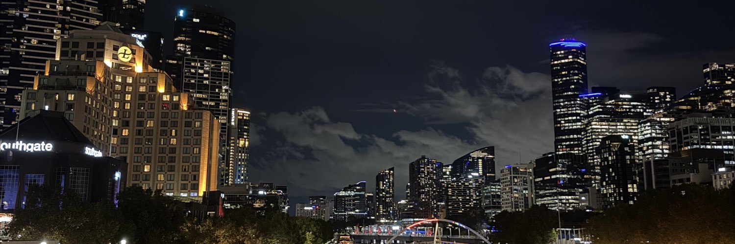 deIusionall's profile banner image