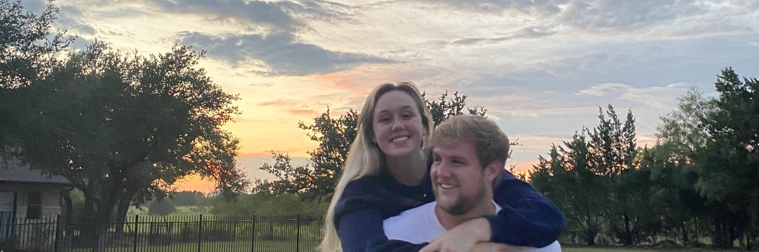 Haley_Hutch's profile banner image