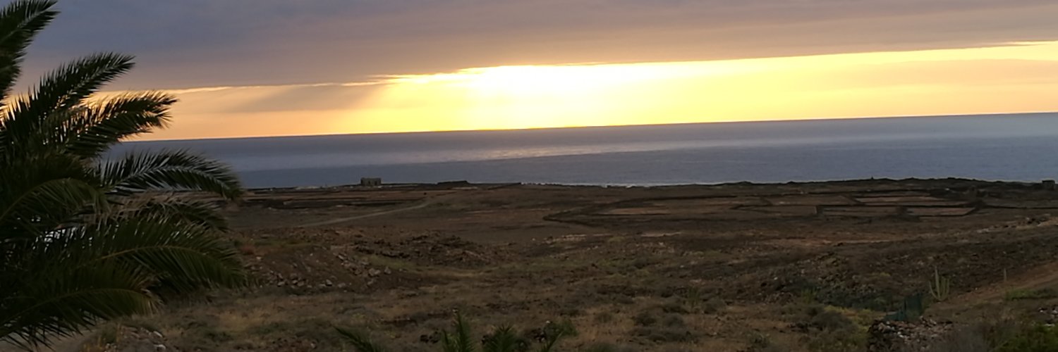 roygraff's profile banner image