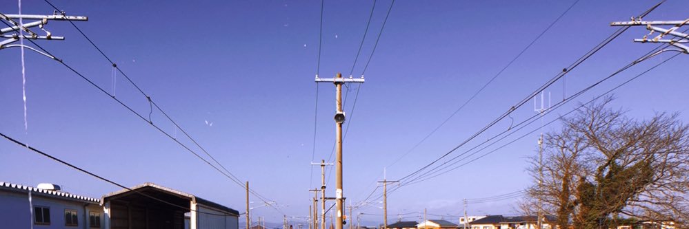 r_uat's profile banner image