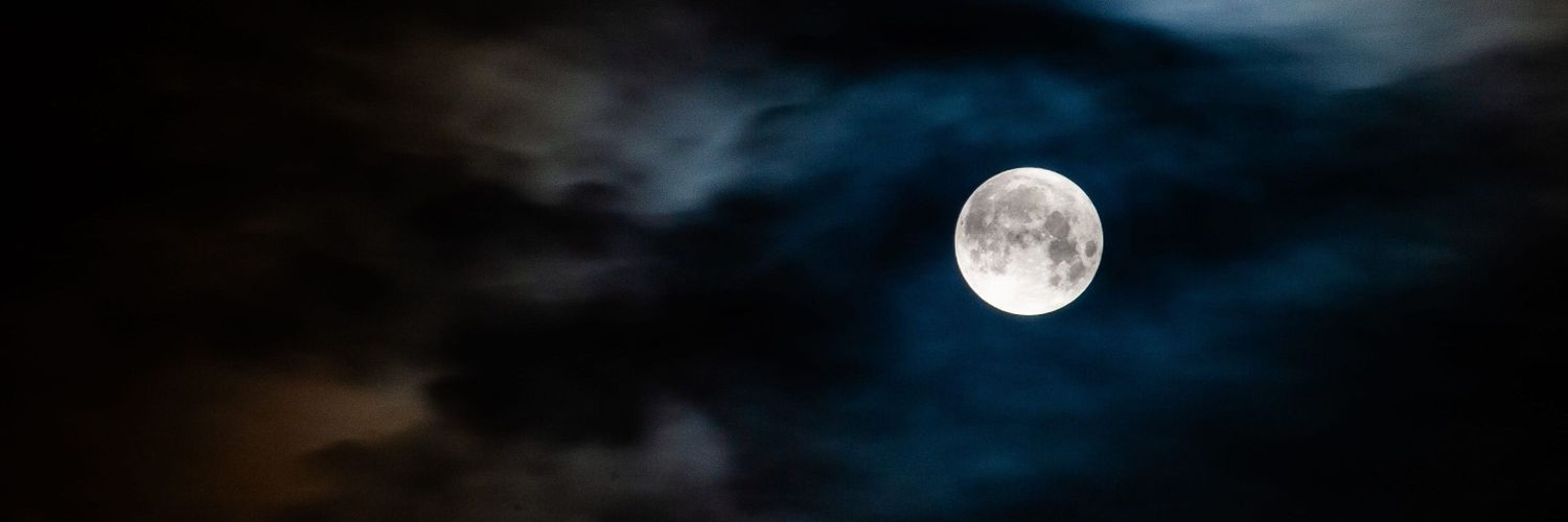 emmadiamanda's profile banner image