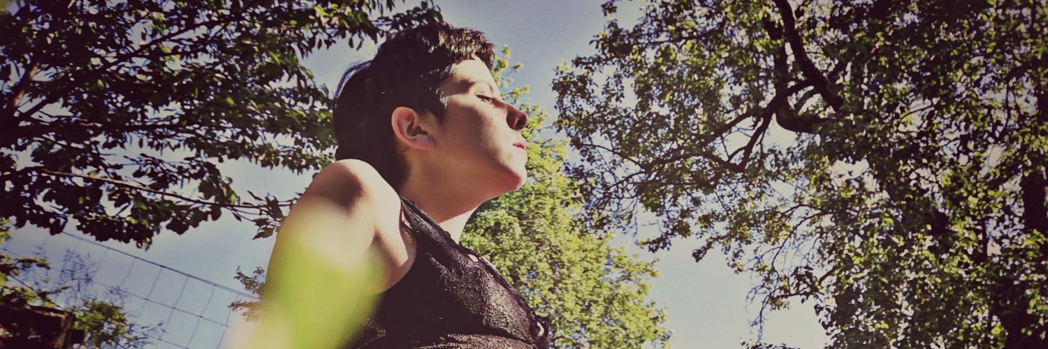 dniela_k's profile banner image