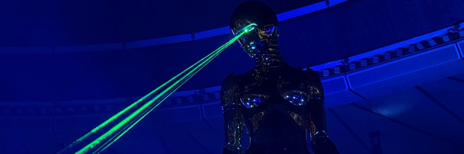 ssyversace's profile banner image