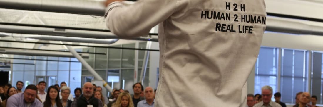 🅿🅴🅾🅿🅻🅴 ... 🅵🅸🆁🆂🆃 banner