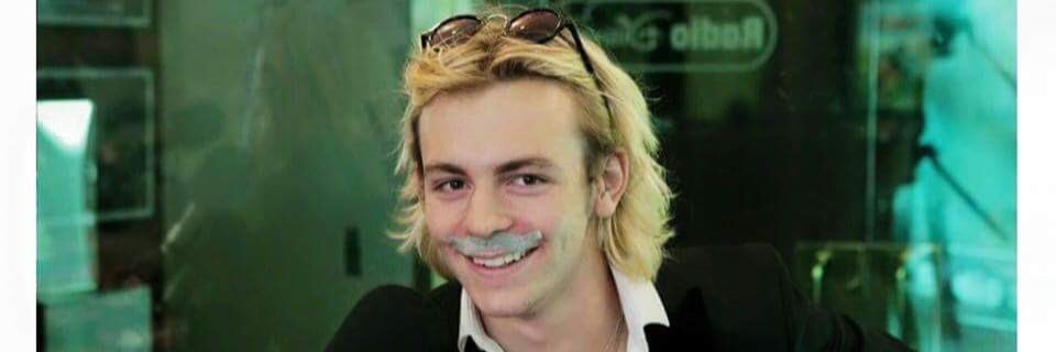 R5_Memes_'s profile banner image