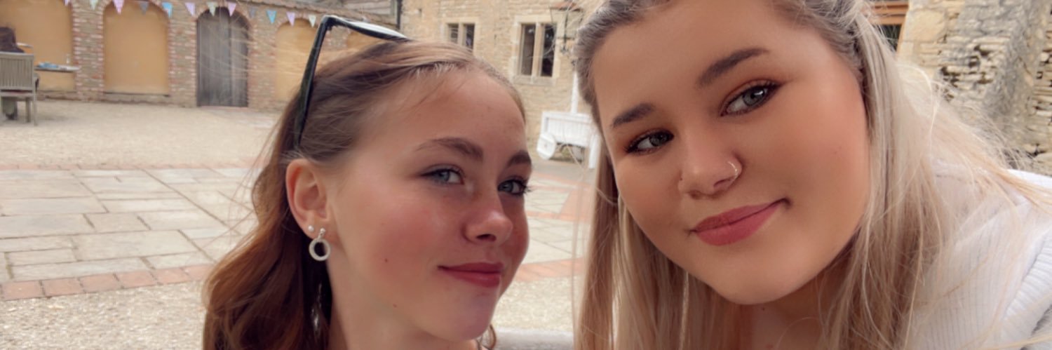 EvellynCrow's profile banner image