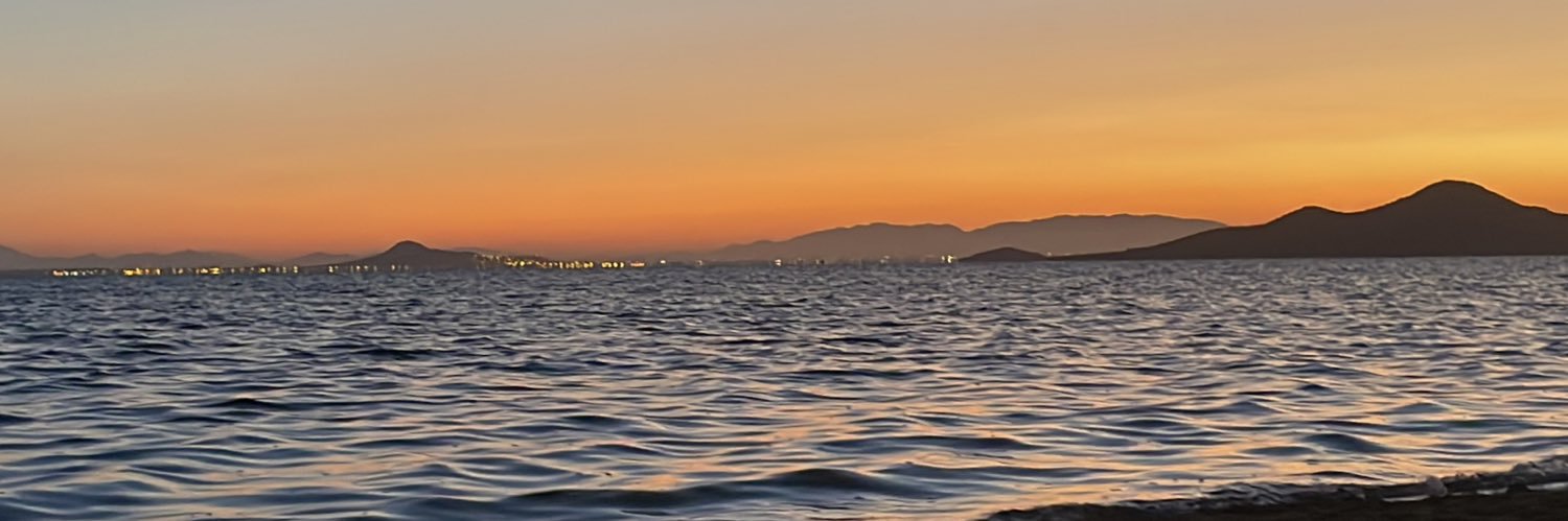 andreahidalros's profile banner image
