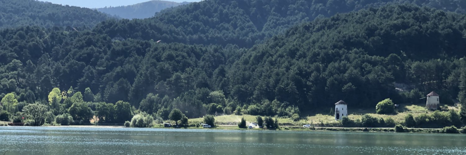 mahmutsekeroglu's profile banner image