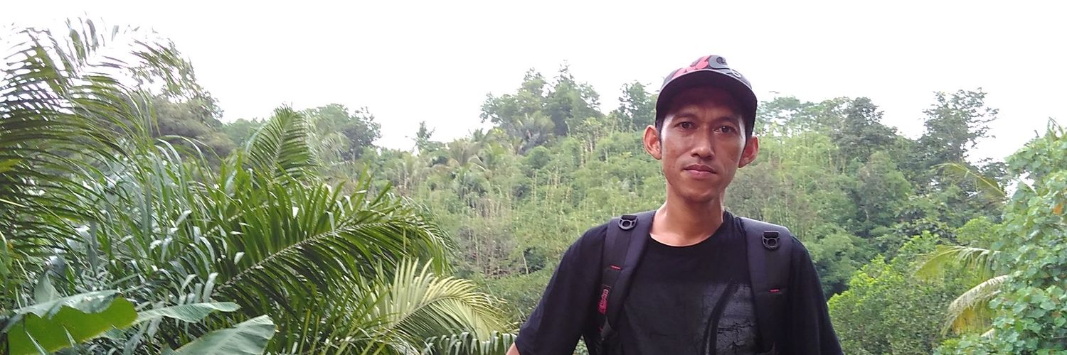 om_Prayit's profile banner image