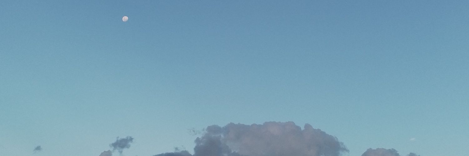 yesa_claria's profile banner image