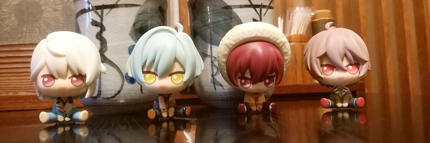 Tuyet Ha | 雪河 banner